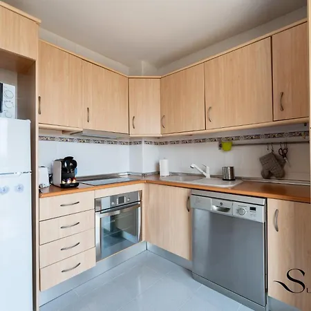 Terrace Of Paradise, 3 Bed Duplex, Bbq, Views, Pool, Parking Apartment